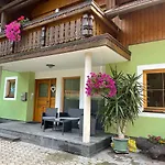 Haus Seerose *