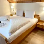 Haus Seerose Apartment *